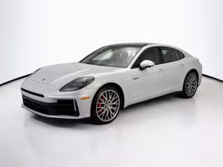2026 Porsche Panamera 4S E-Hybrid's photo