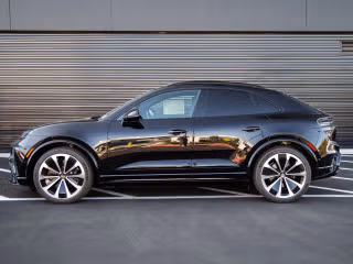 2025 Porsche Macan Turbo Electric - Photo 9