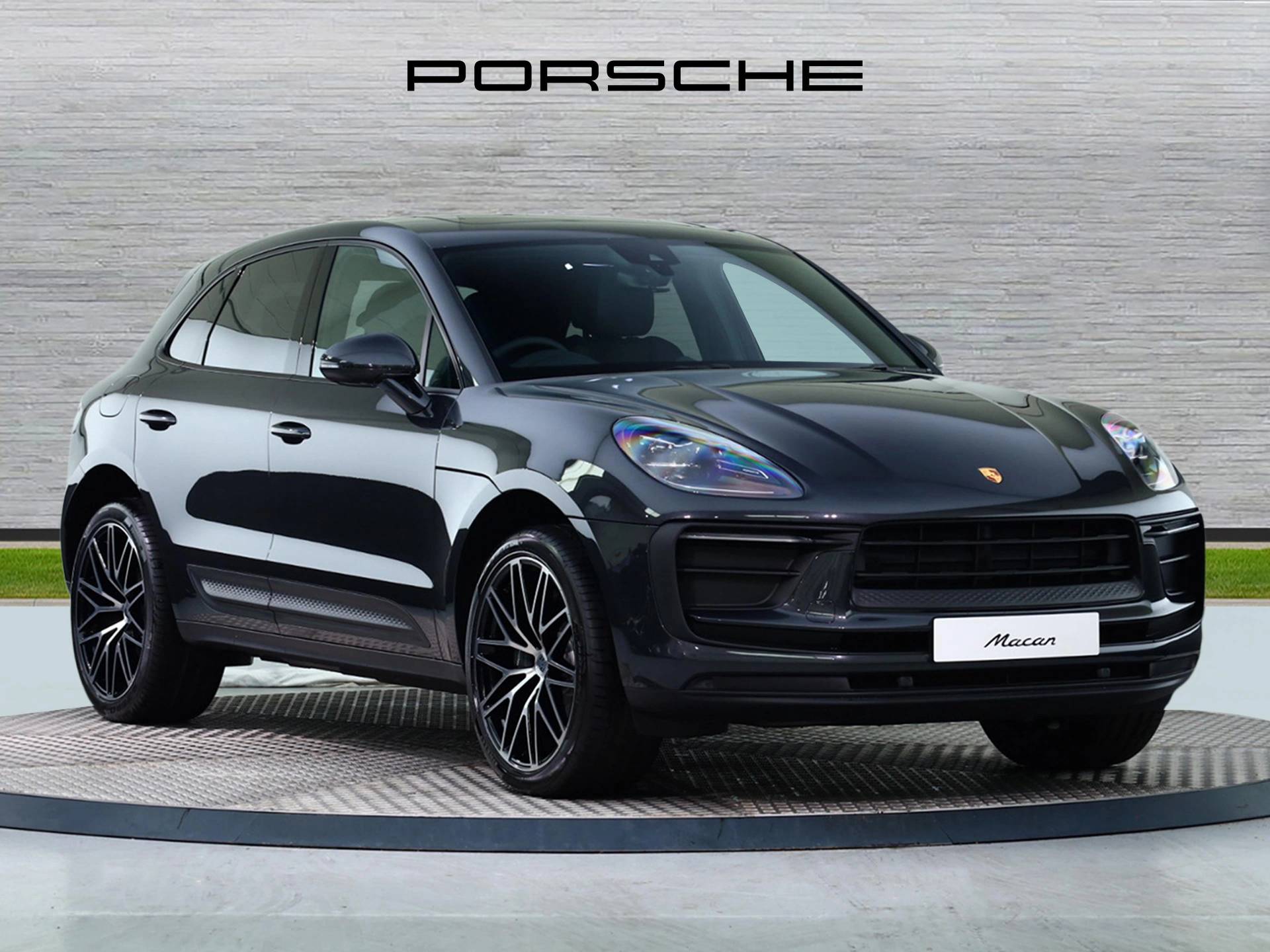 Macan, photo 1 of 37