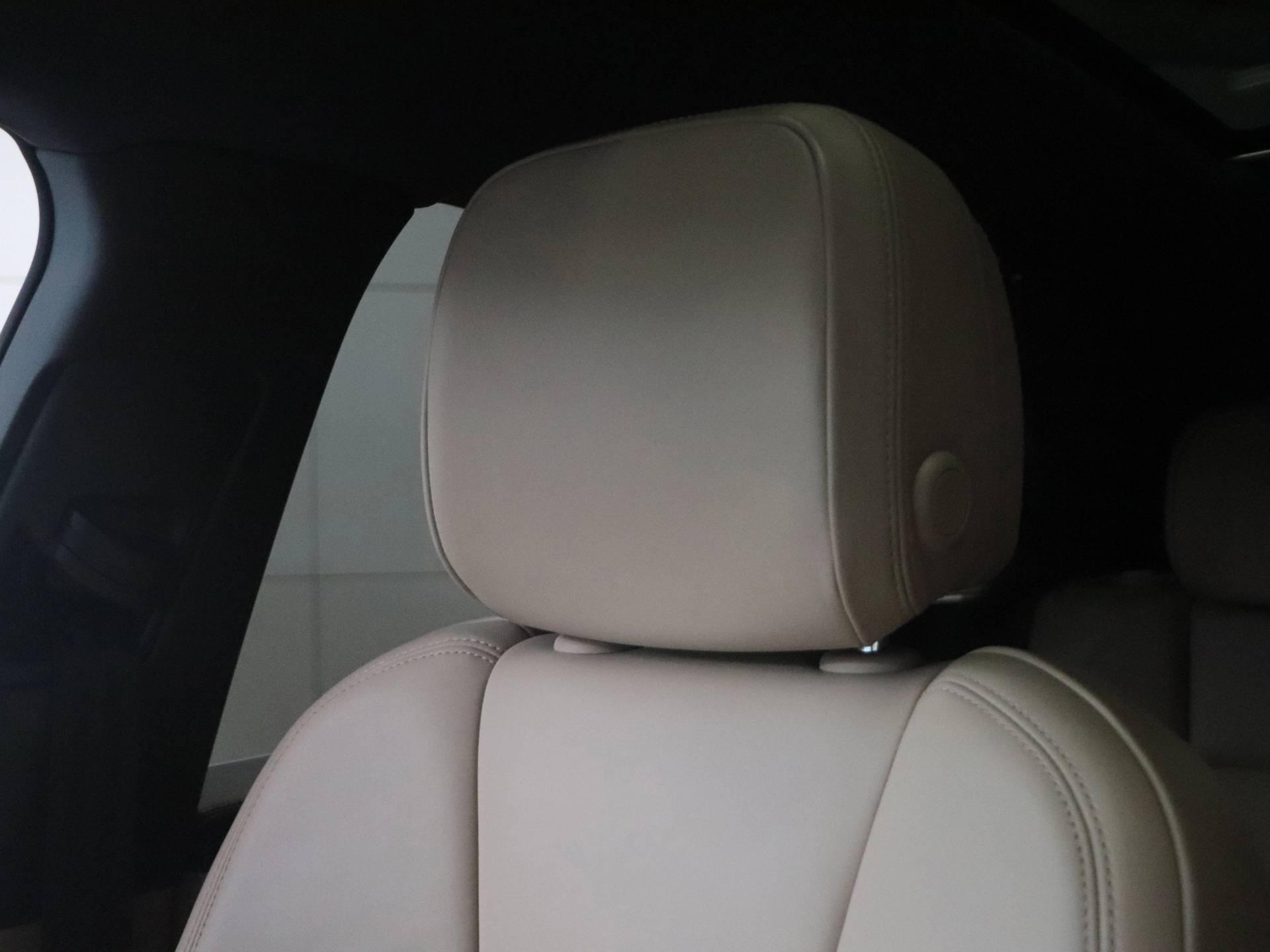 Macan S, photo 40 of 40