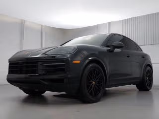 2024 Porsche Cayenne -'s photo
