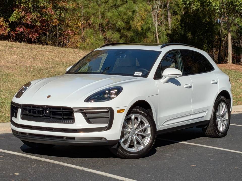 2026 Porsche Macan