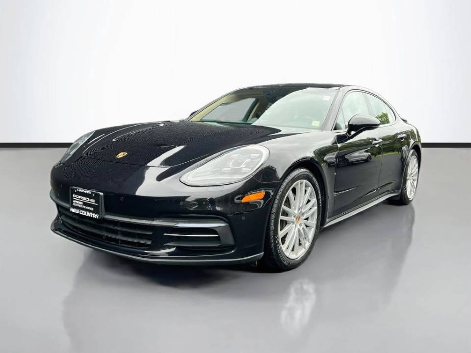 2018 Porsche Panamera