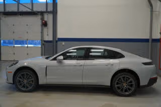 2026 Porsche Panamera Base - Photo 9