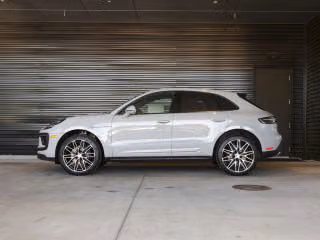 2025 Porsche Macan Base - Photo 9