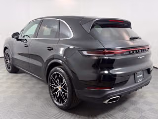2026 Porsche Cayenne Base - Photo 17