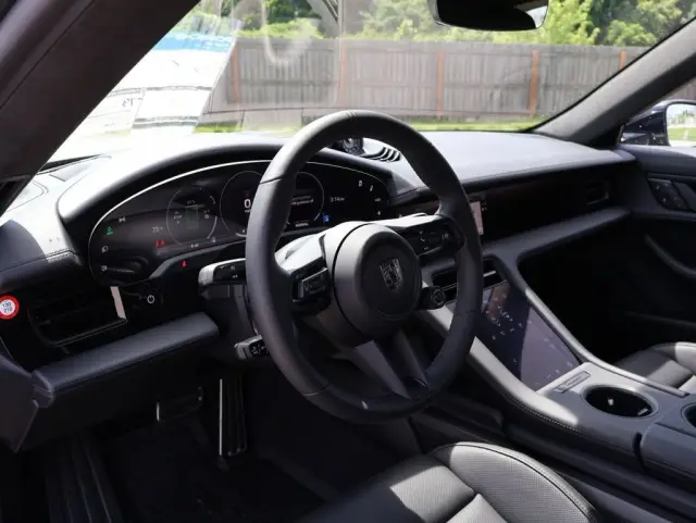 2026 Porsche Taycan Turbo S - Photo 30