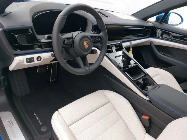 2026 Porsche Panamera Base - Photo 30