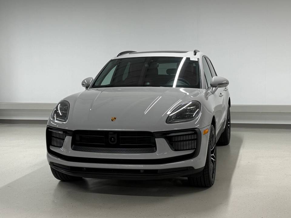 2026 Porsche Macan