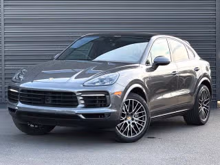 2021 Porsche Cayenne -'s photo