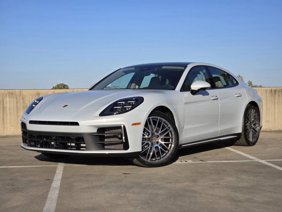 2026 Porsche Panamera