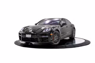 2025 Porsche Panamera Turbo E-Hybrid's photo