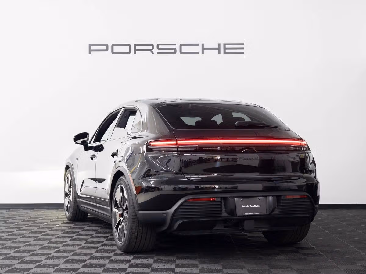 2026 Porsche Macan Base - Photo 20
