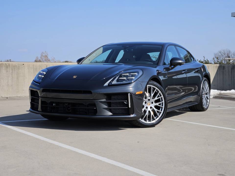 2026 Porsche Panamera