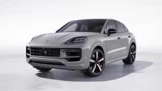 2024 Porsche Cayenne S's photo