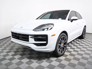 2025 Porsche Cayenne -'s photo