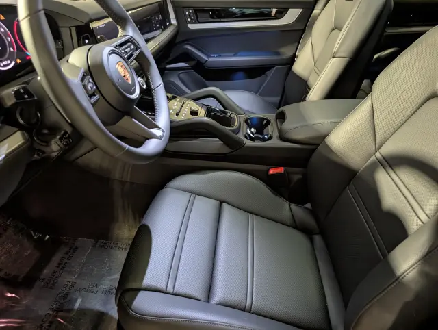 2026 Porsche Cayenne Coup Base - Photo 38