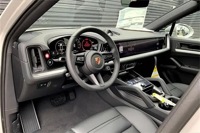 2026 Porsche Cayenne Coup Base - Photo 32