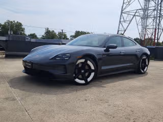 2025 Porsche Taycan -'s photo