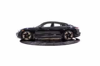 2026 Porsche Taycan Turbo S - Photo 9