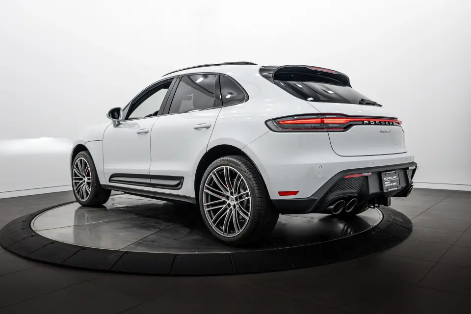 2026 Porsche Macan S - Photo 23