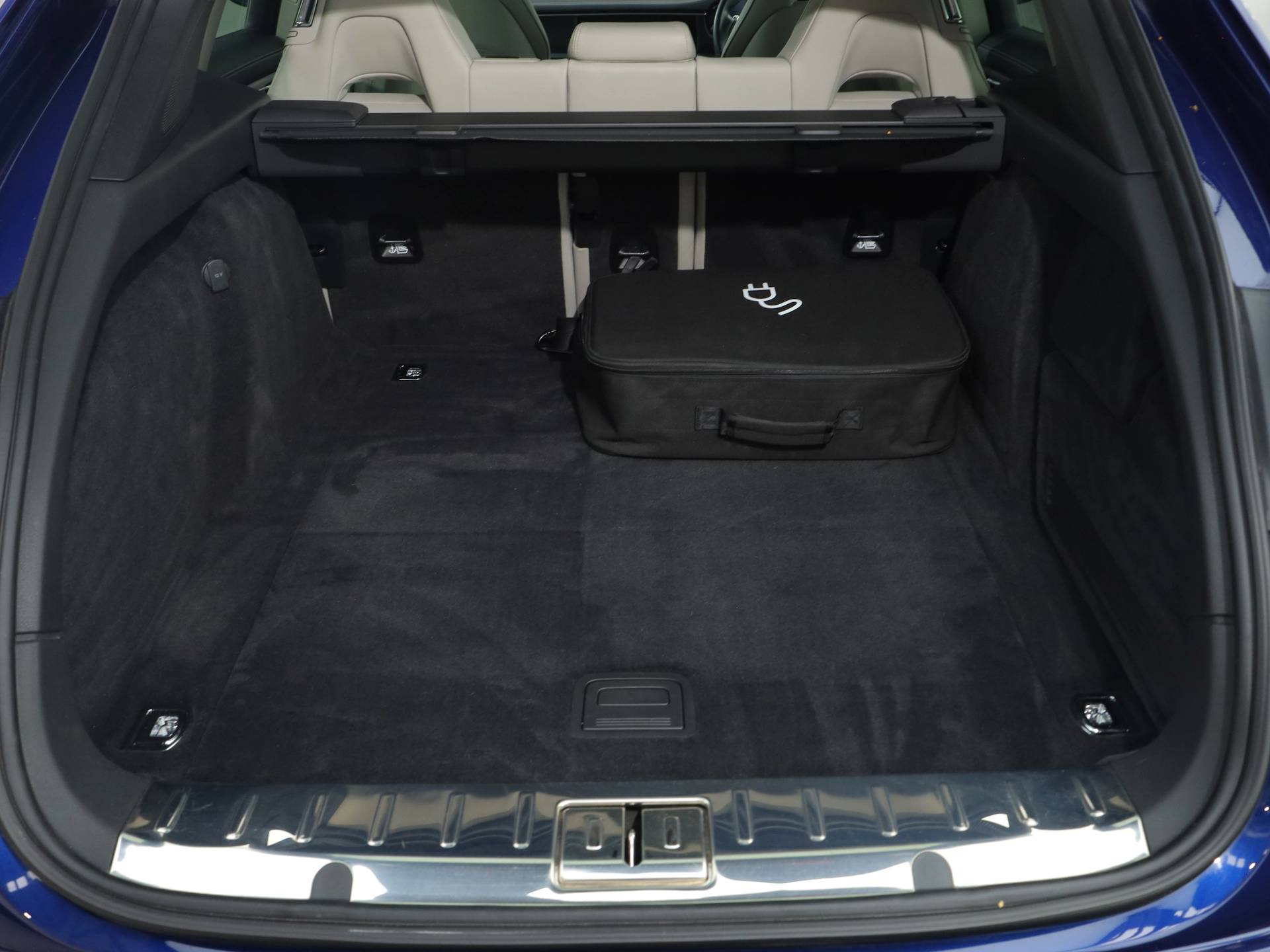 Panamera 4 E-Hybrid Sport Turismo, photo 28 of 28