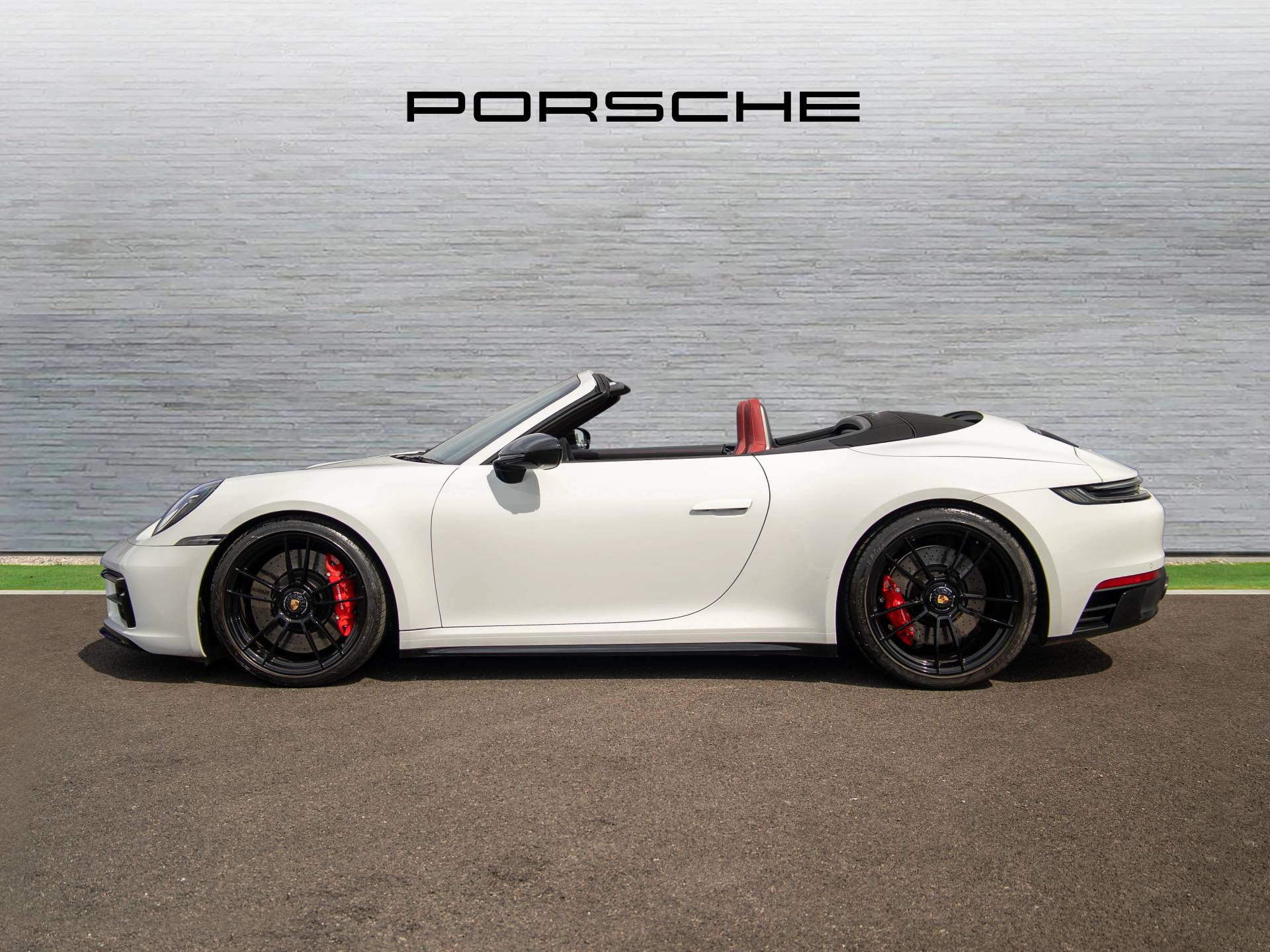 911 Carrera 4 GTS Cabriolet, photo 2 of 48