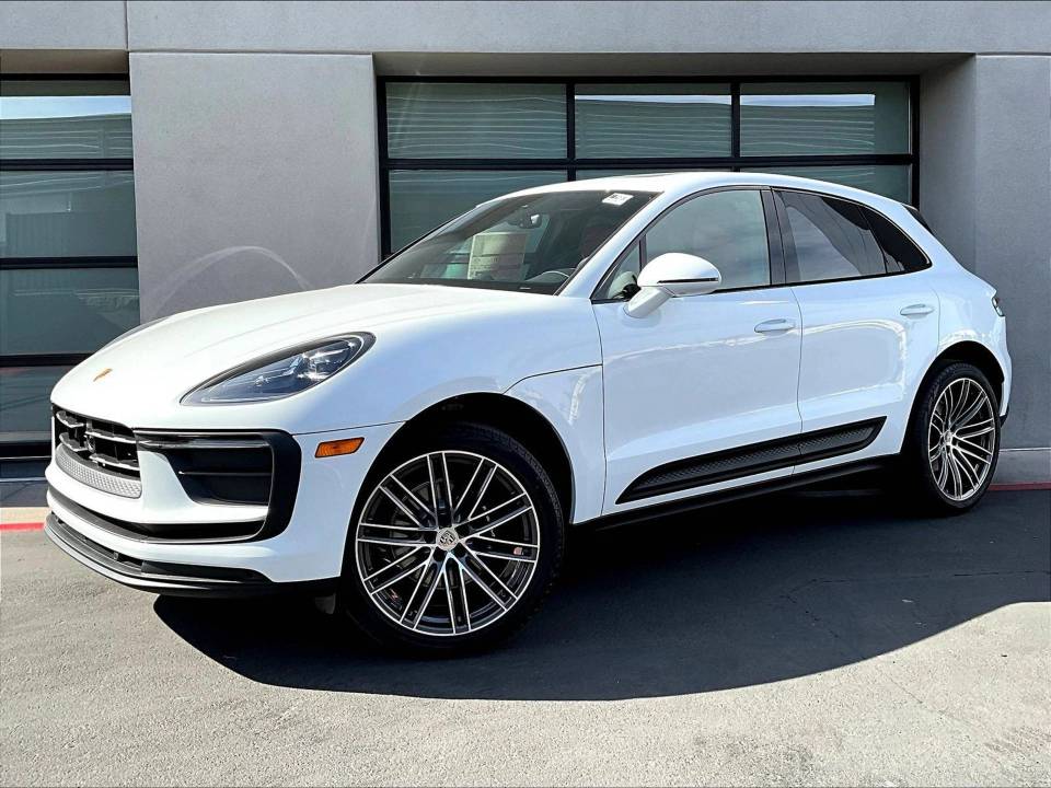 2026 Porsche Macan