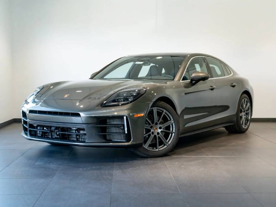 2026 Porsche Panamera