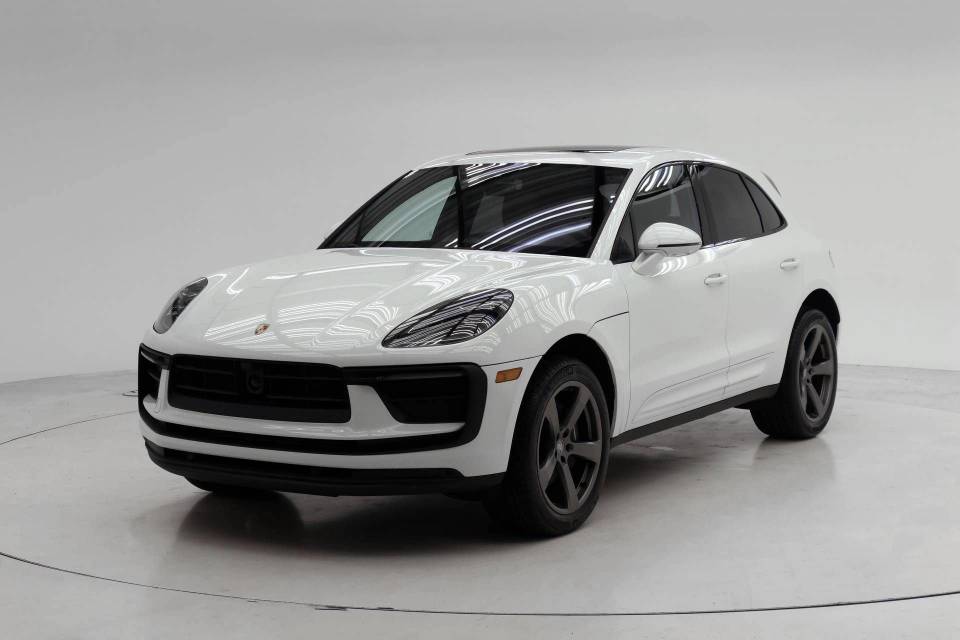 2026 Porsche Macan