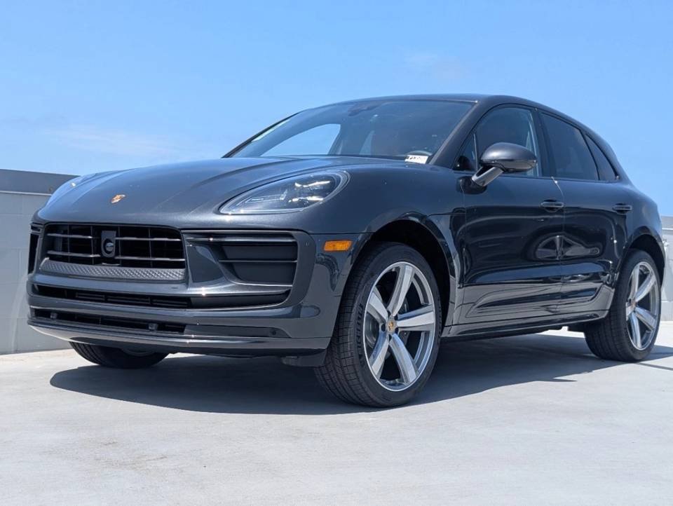 2026 Porsche Macan