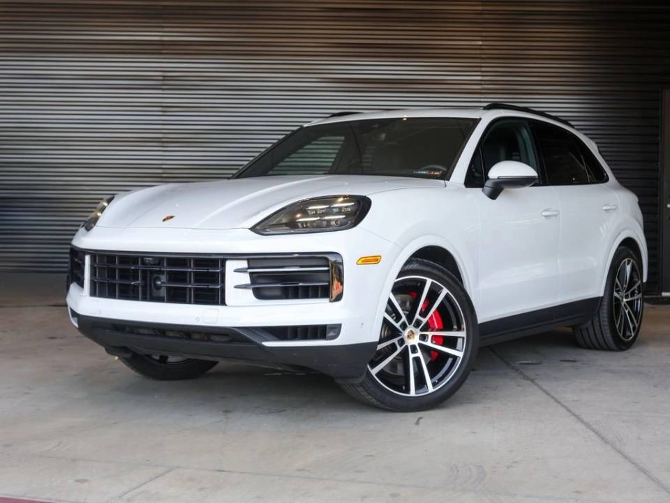 2024 Porsche Cayenne S