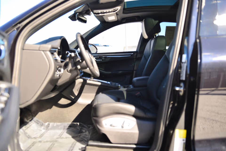 2026 Porsche Macan S - Photo 35