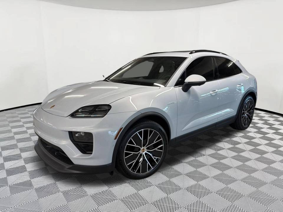 2026 Porsche Macan