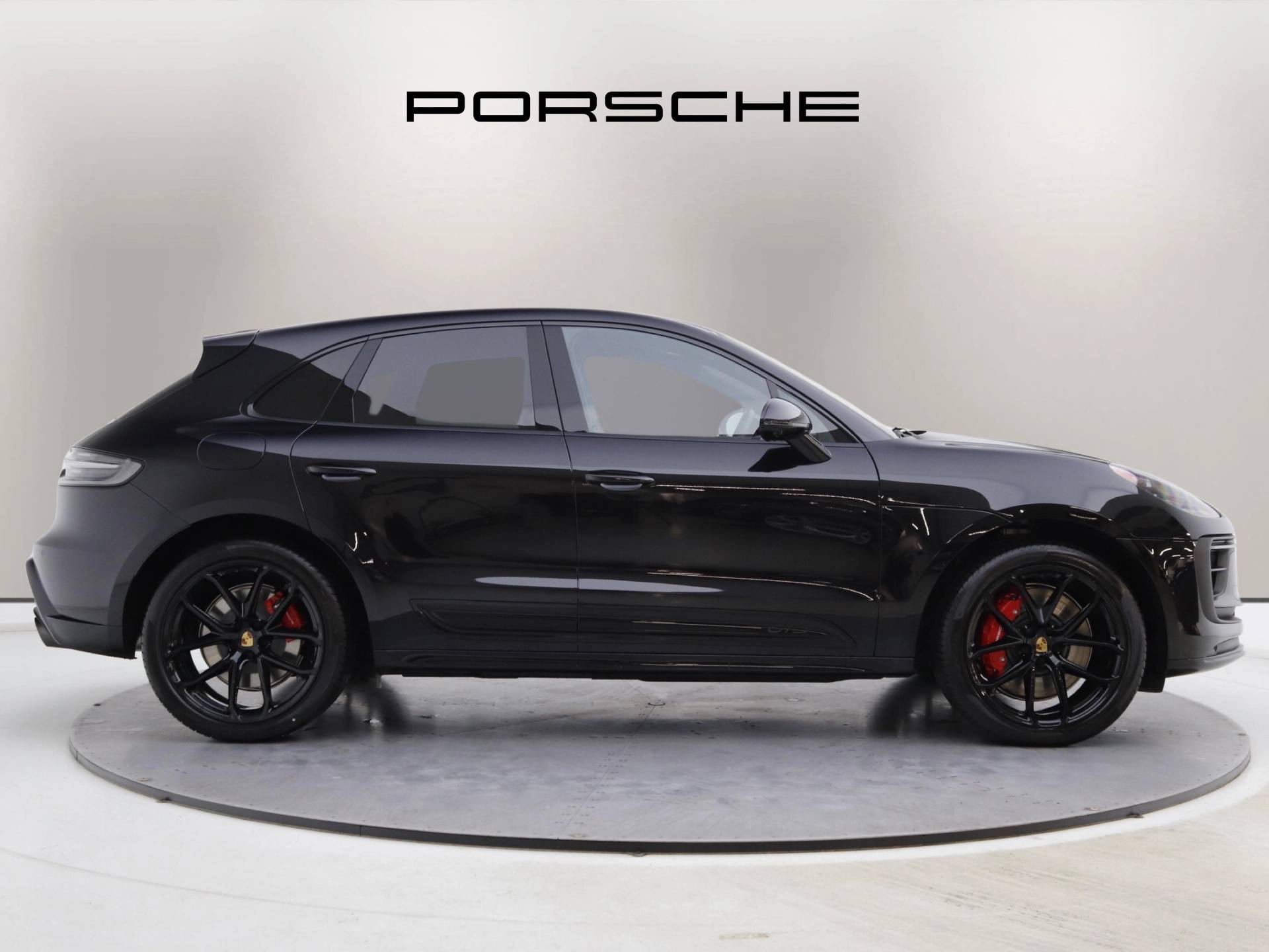 Macan GTS, photo 2 of 41