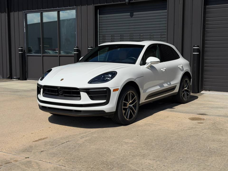2023 Porsche Macan
