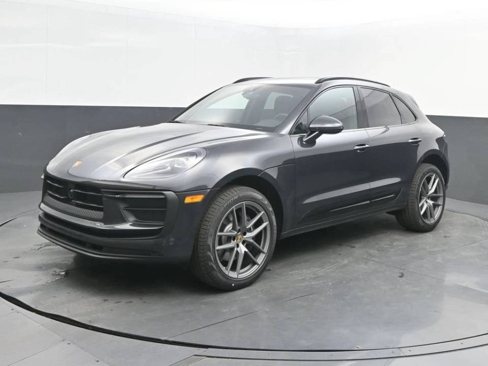 2026 Porsche Macan T