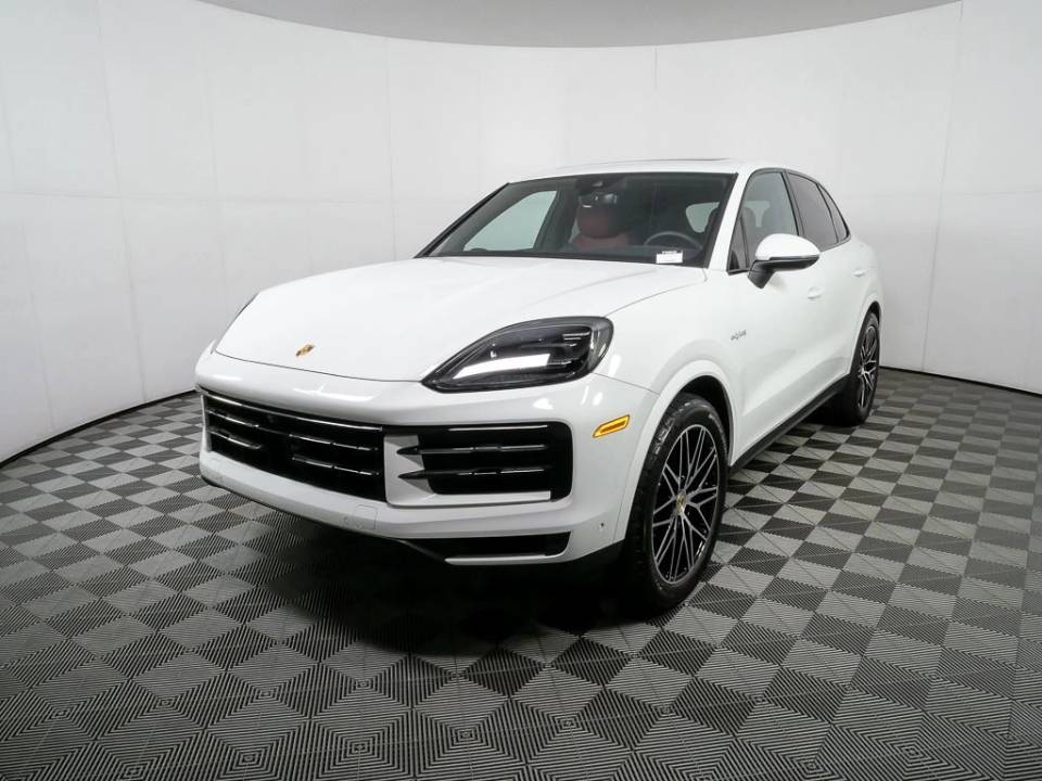 2024 Porsche Cayenne E-Hybrid