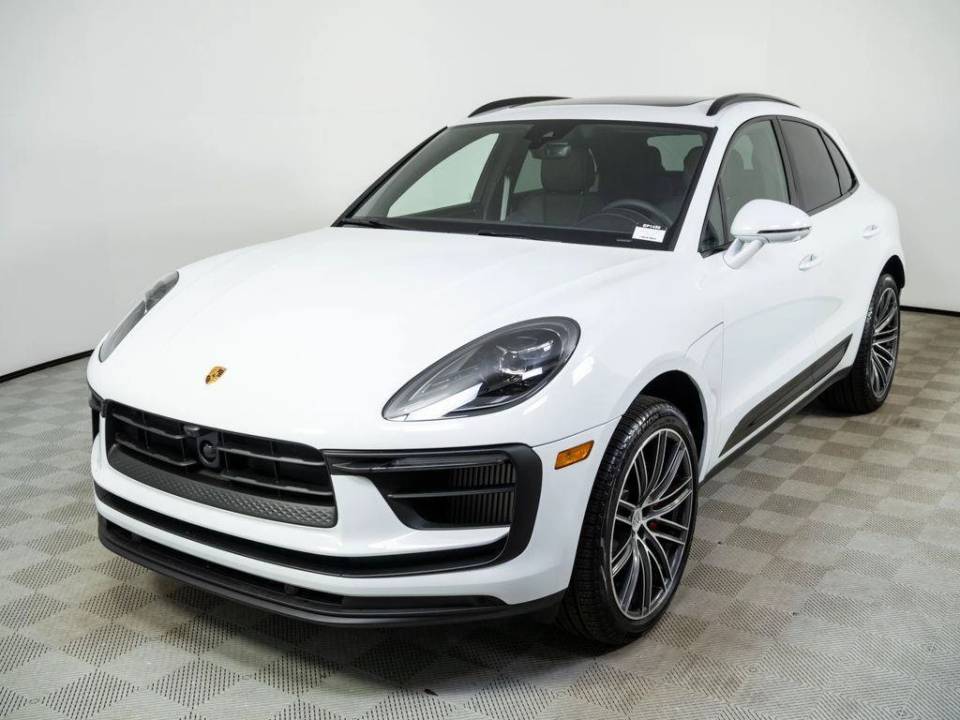 2026 Porsche Macan