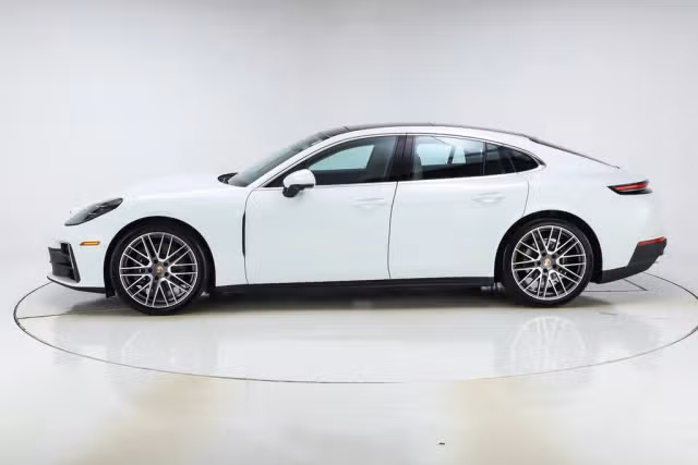 2025 Porsche Panamera Base - Photo 10