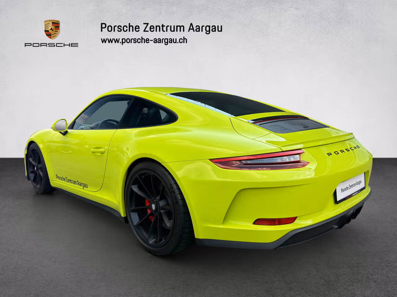 2018 Porsche 911 GT3, Äußeres, Individualfarbe Uni: acidgrün, 3 in der Galerie anschauen