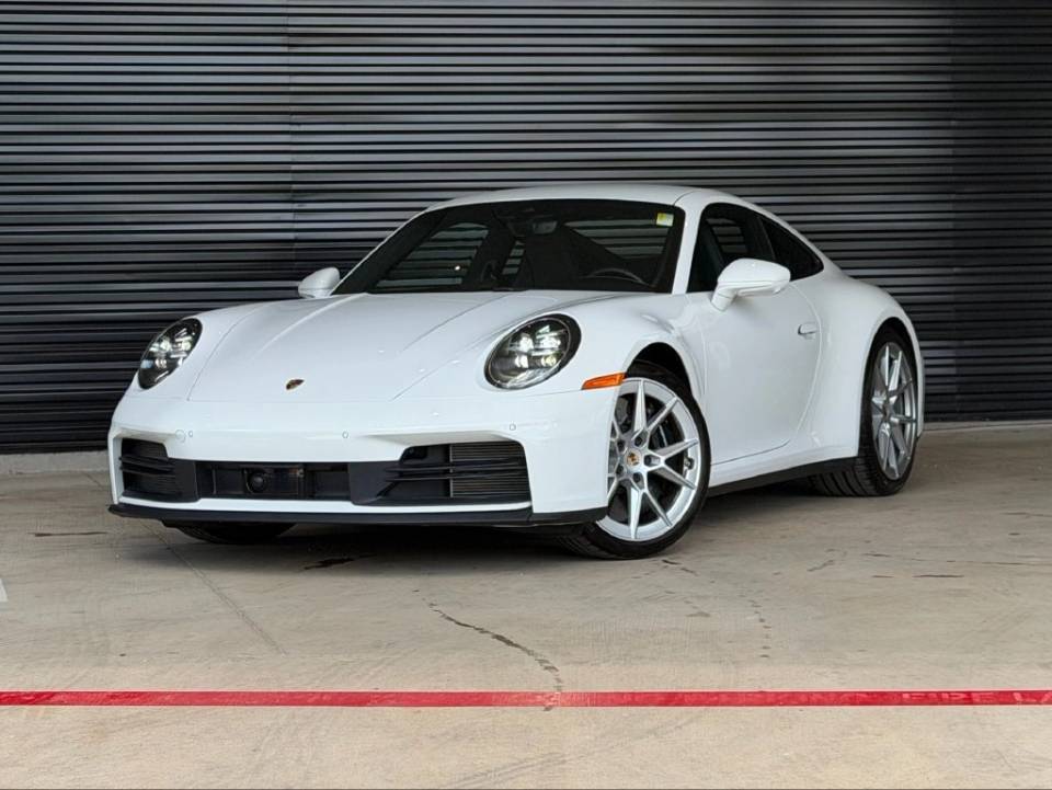 2025 Porsche 911