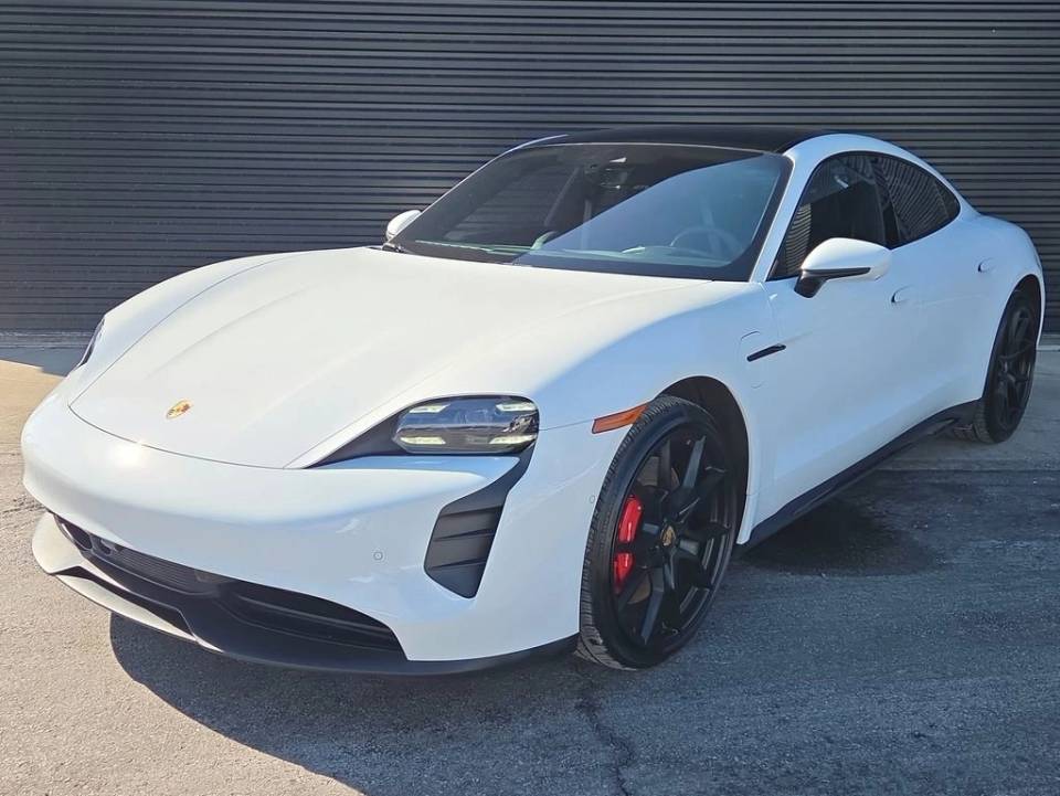 2024 Porsche Taycan GTS