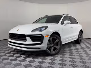 2026 Porsche Macan's photo