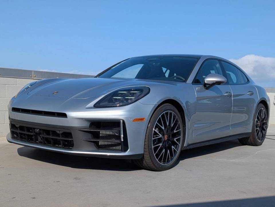 2026 Porsche Panamera
