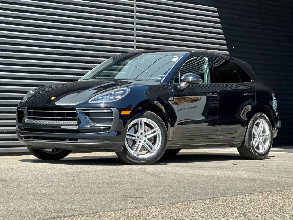 2022 Porsche Macan
