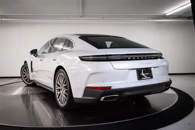 2026 Porsche Panamera Base - Photo 22