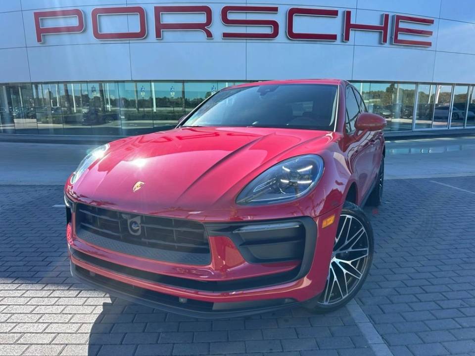 2026 Porsche Macan T