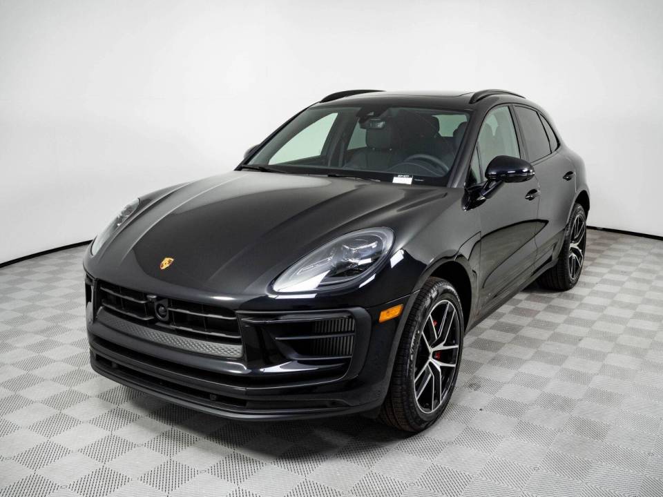 2026 Porsche Macan