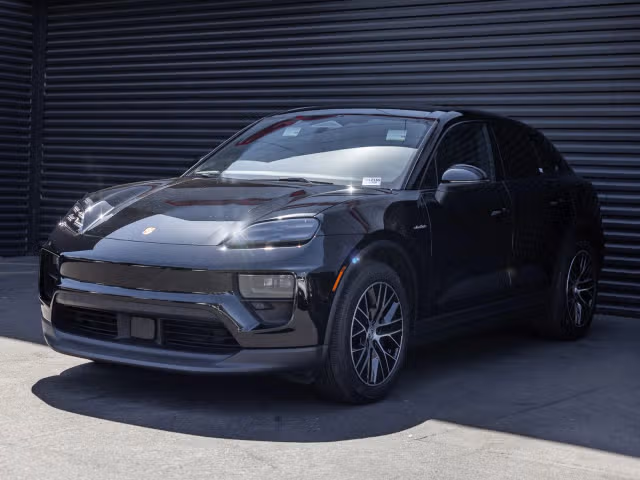 Used 2025 Porsche Macan Base with VIN WP1AA2XA2SL002583 for sale in Hawthorne, CA